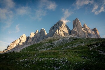 dolomiten ,berge Italien Sonnenstern ,wolken ,Sonne, Tal ,S&uuml;dtirol, Alpin,3 zinnen ,tre cime ,Sonnenaufgang 