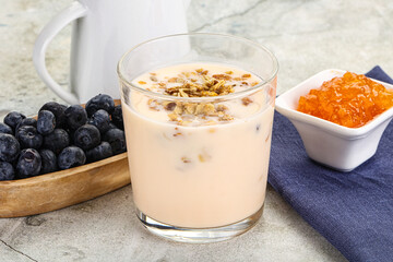 Yoghurt with granola and blueberry