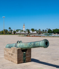 Fototapeta na wymiar Cannon in the square of the Ahl Fas mosque, in the complex of the Royal Palace of Rabat