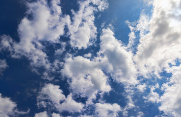 Obraz premium beautiful white clouds in the blue sky