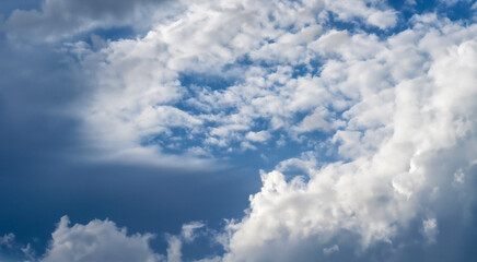 Obraz premium Fluffy soft clouds. Beautiful cloudy sky. Dream cloud of heaven. Nature background or backdrop.