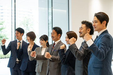 大勢のビジネスマン