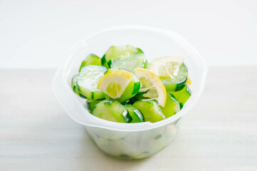 きゅうりのレモン浅漬け