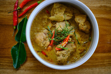 Authentic Thai spcy chicken green curry
