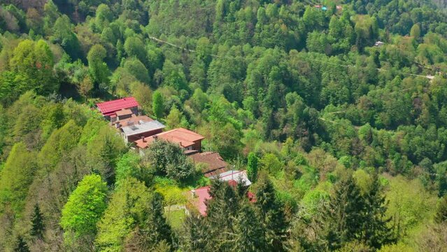 Rize &ccedil;amlıhemşin houses above the mountains 