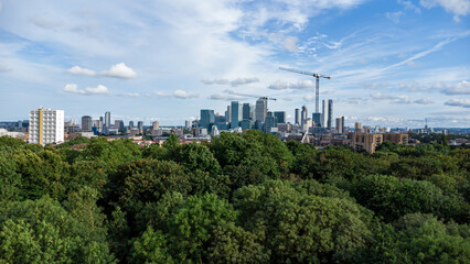 Fototapeta na wymiar Skyline desde la ciudad de LONDRES