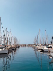 Fototapeta na wymiar yachts in marina