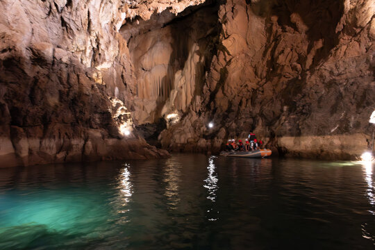 Antalya Ibradi Altinbesik Cave boat tour in Antalya in 2023