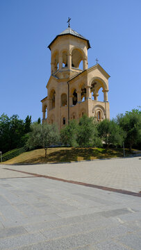 The Holy Trinity Cathedral of Tbilisi: A Stunning Example of Georgian Orthodox Church Architecture, Divine Splendor 