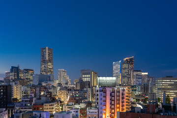 Naklejka premium 横浜ダウンタウンの夜景 night view of yokohama landscape
