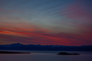 Fototapeta premium atardecer en calafate 