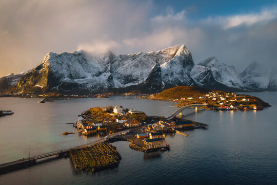 Sakrisoy: Picturesque hamlet in Norway Lofoten Islands, offering serene landscapes and a tranquil escape amid breathtaking nature. High quality photo