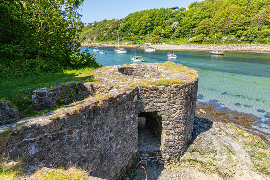 An old lime kiln at Solva Harbour in the estuary of the River Solva at Solva in the Pembrokeshire Coast National Park, West Wales UK