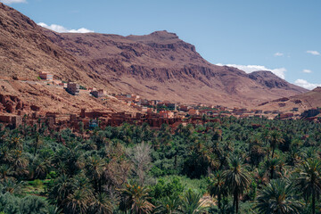 Naklejka premium Dades Gorges: Nature masterpiece in Morocco, a stunning canyon with dramatic rock formations and picturesque landscapes, perfect for outdoor exploration. High quality photo