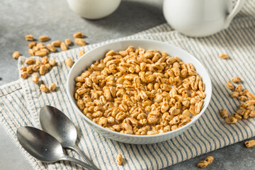 Healthy Sweet Puffed Wheat Breakfast Cereal