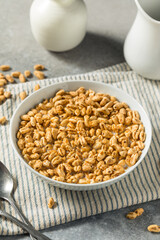 Healthy Sweet Puffed Wheat Breakfast Cereal
