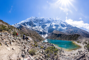 Fototapeta Lagoon and snowy Humantay is located at an altitude of 4200 msnm in Cusco, Peru. obraz