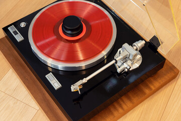 Vintage Stereo Turntable Record Player With Colored Disk and Weight Clamp - 632719322