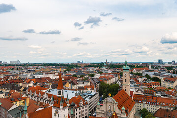 Fototapeta na wymiar Overlooking the city of Munich, Germany