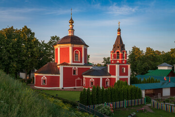 View of the Church of the Assumption of the Blessed Virgin Mary on the Prince's courtyard (Assumption Church) on a sunny summer day, Suzdal, Vladimir region, Russia - obrazy, fototapety, plakaty
