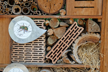 Nichoir pour les insectes, Culture bio, Parc écologique Terre Vivante, Domaine de Raud, Mens, 38,...