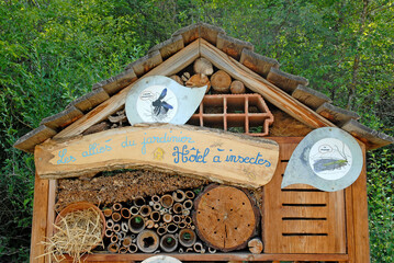 Nichoir pour les insectes, Culture bio, Parc écologique Terre Vivante, Domaine de Raud, Mens, 38,...