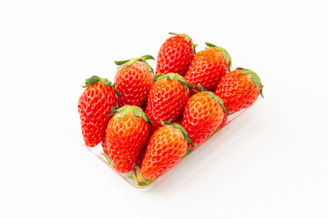 白背景にイチゴ