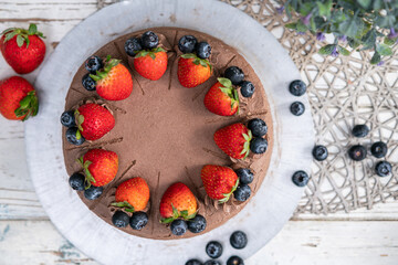 mix berry chocolate cake