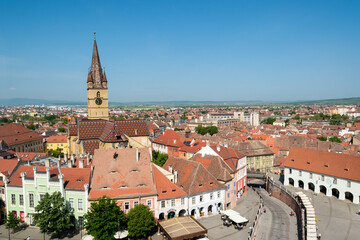 Fototapeta na wymiar panorámica de Sibiu, Rumanía