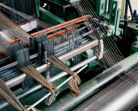 Loom with brown thread