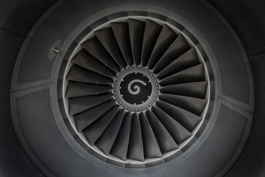 Airplane engine