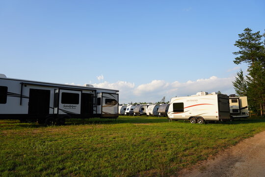 Many trailer campers gathered together to be sold.