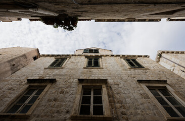 Fototapeta na wymiar old house in the Dubrovnik old town