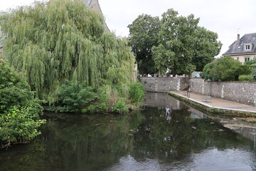L'Iton, rivière dans la ville, ville de Evreux, département de l'Eure, France
