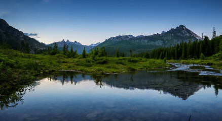 Fototapeta na wymiar majestic fairytale landscape with a large lake