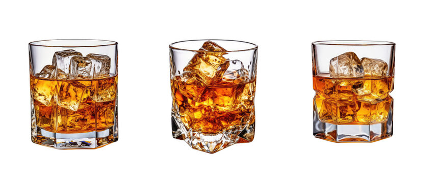 Premium AI Image  Amber whiskey with ice in glass Bourbon with ice  Alcoholic beverage with ice