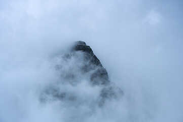 Roc noir covered in clouds