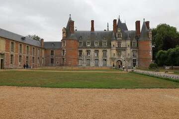 Le château de Maintenon, construit au 17eme siècle, village de Maintenon, département de l'Eure...