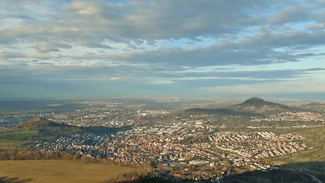 Reutlingen, Deutschland: Blick auf die Stadt vom Pfullinger Sch&ouml;nberg