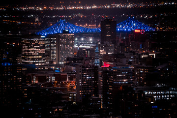 Fototapeta na wymiar モントリオールの夜景（コンディアロンク）