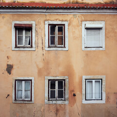 Fototapeta na wymiar Windows of Lisbon.