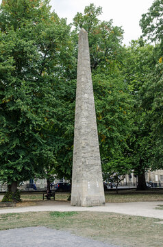 Prince of Wales Obelisk, Queen Square, Bath, Somerset
