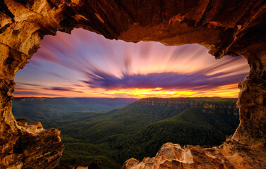 Sunset over the Blue Mountains. Katoomba, Australia.
