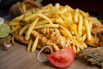 Peixe Empanado com Batatas frita