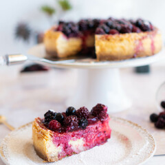 Red fruit cheesecake