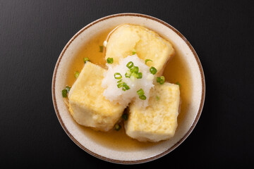 揚げ出し豆腐