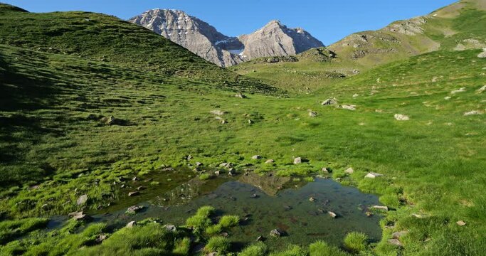 Pic du Taillon from the Tentes pass, Hautes Pyrenees, Occitania, France