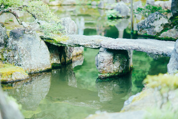 京都の銀閣寺の庭園の風景