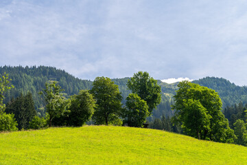 Fototapeta na wymiar Bad Hofgastein Höhenweg nach Bad Gastein | Kur- und Wintersportort | Gasteinertal in Österreich | Austria 