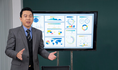 asian business woman working at office